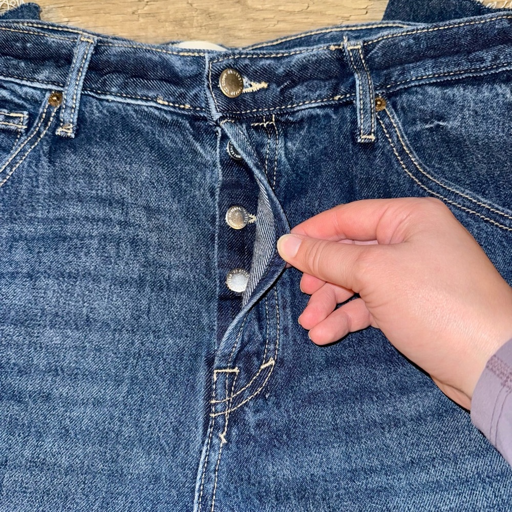 Universal Thread High Rise Barrel Jeans - Picture 5 of 6